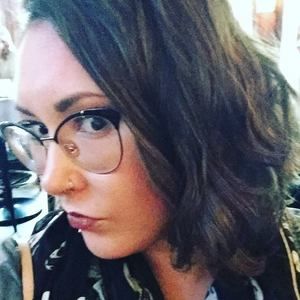 Meet your Posher, Stacy